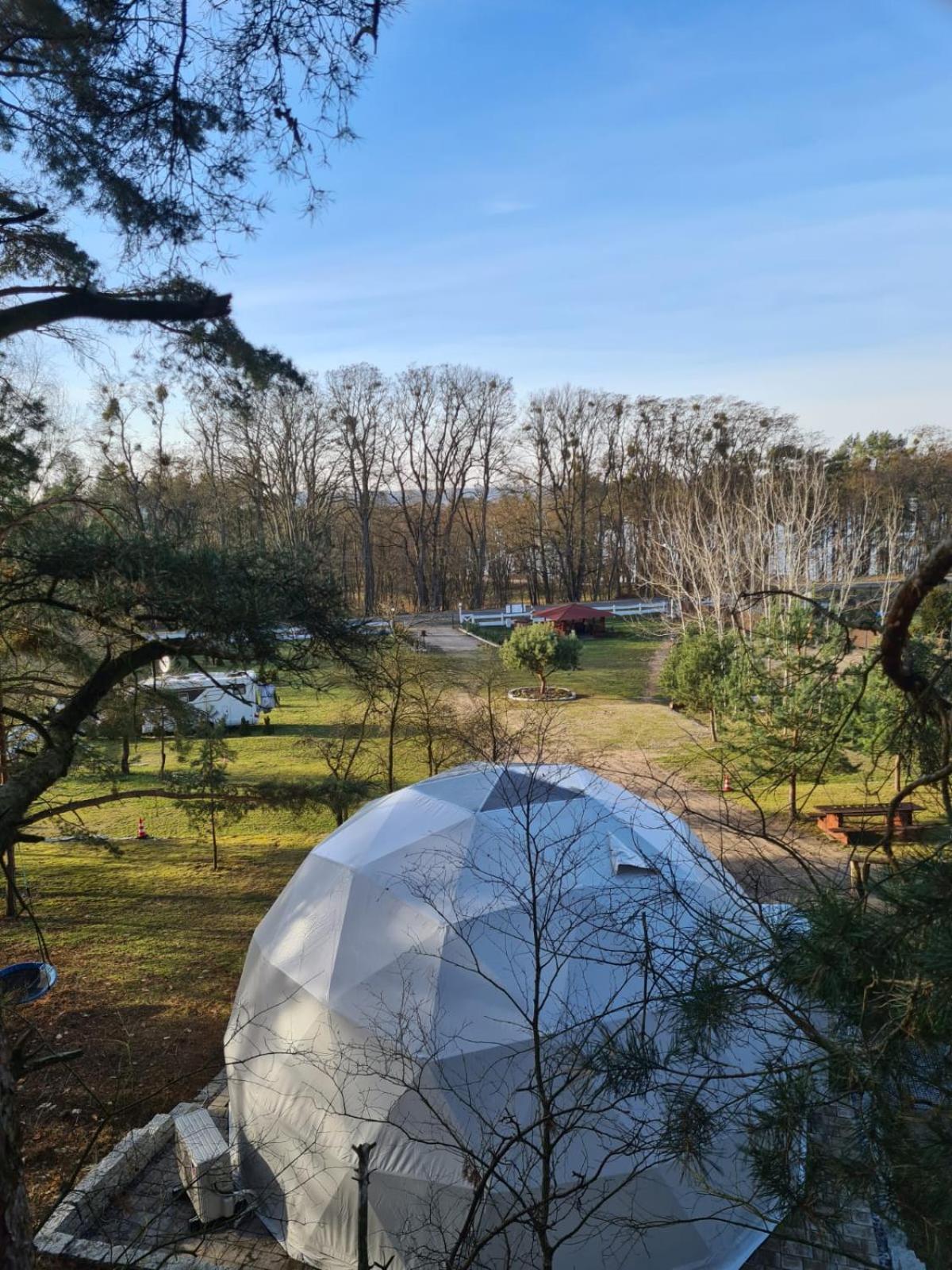 Hotel Glamping Pod Orlem Cedynia Exterior foto