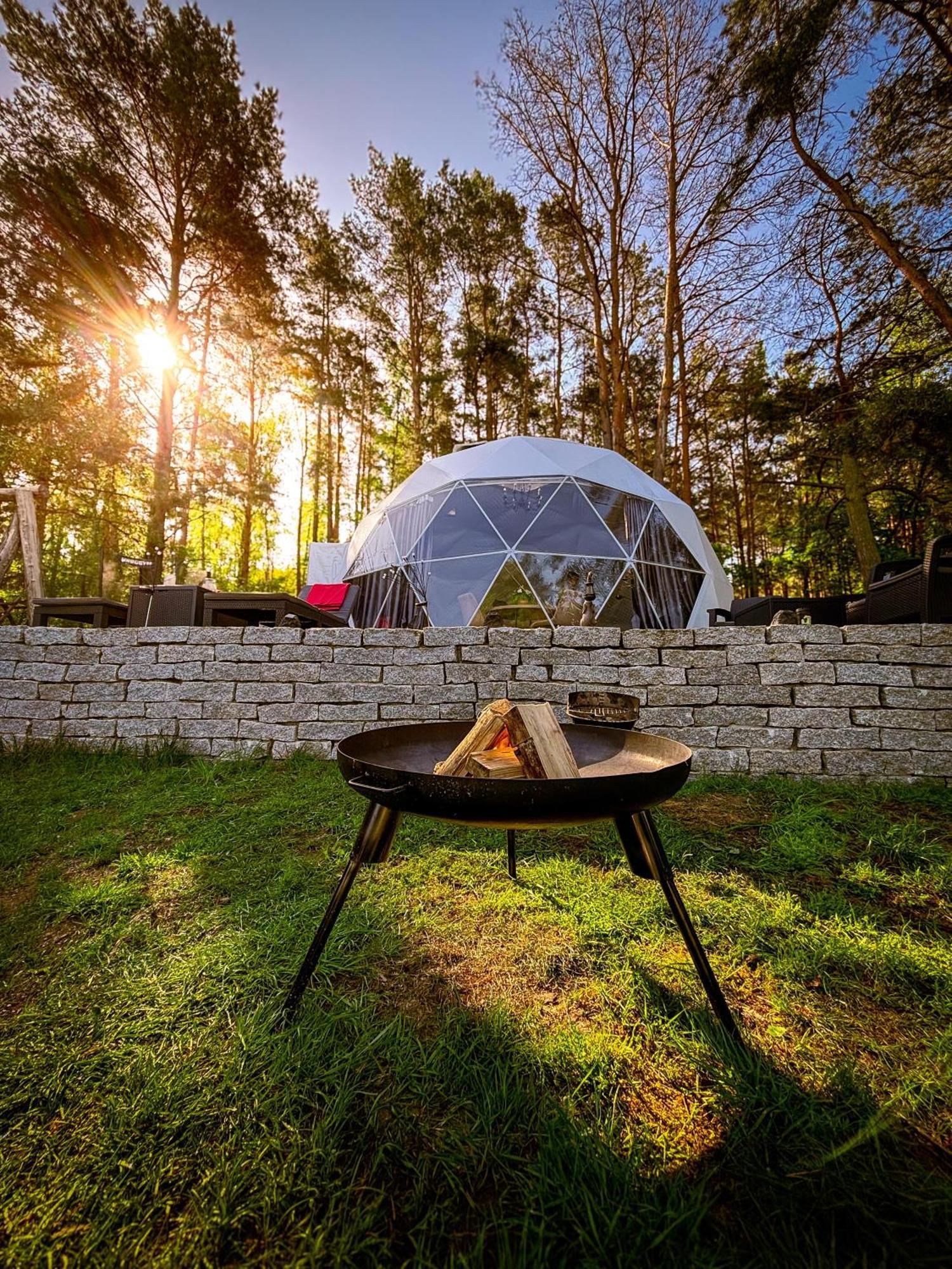 Hotel Glamping Pod Orlem Cedynia Exterior foto